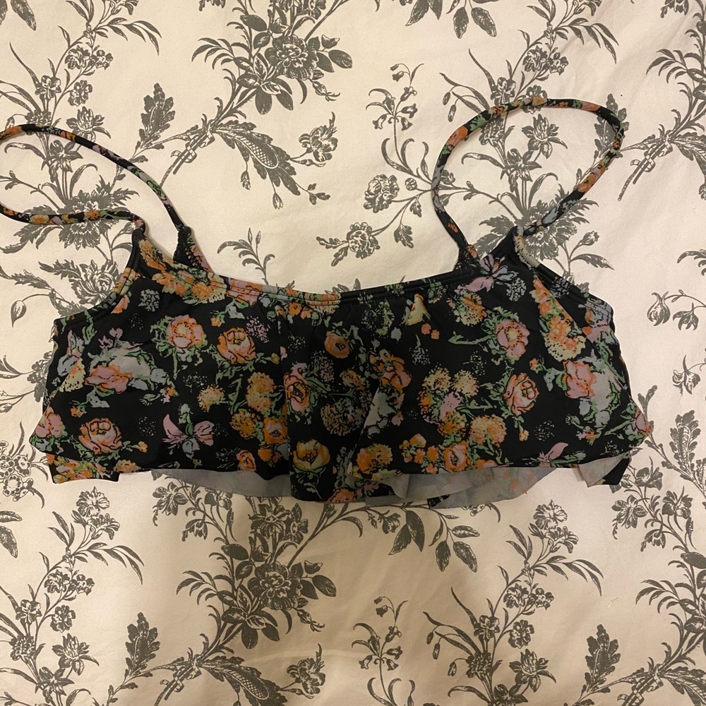 Floral swimsuit top